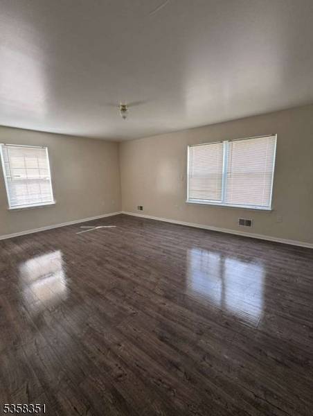 Newark City, NJ 07112,367-369 Hawthorne Ave