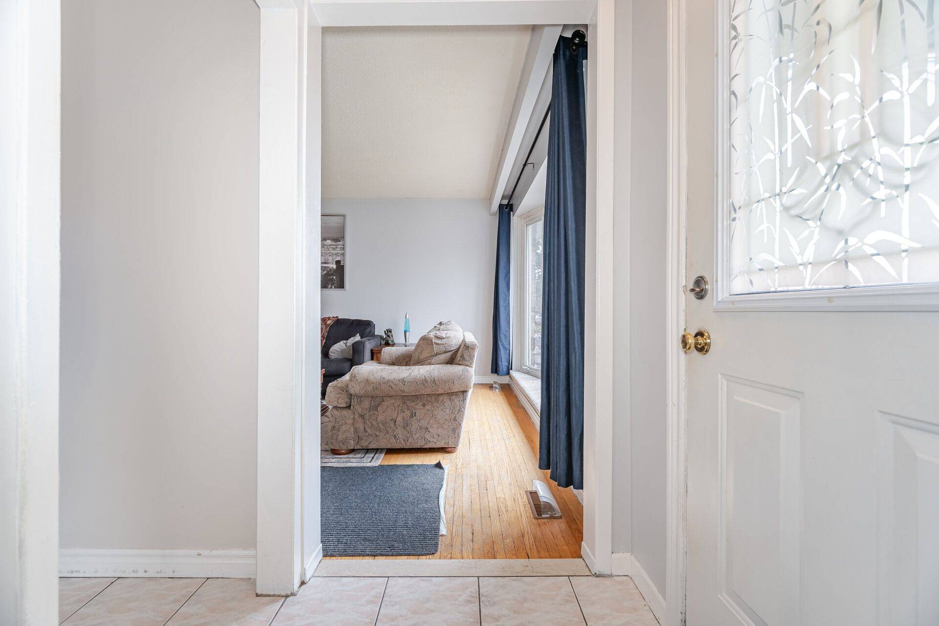 Brampton, ON L6T 3A9,25 Edenridge DR