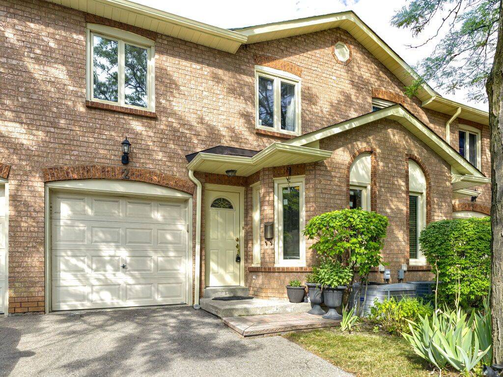 Mississauga, ON L4X 3C5,5020 Delaware DR #2