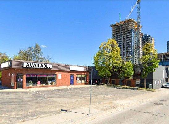 Kitchener, ON N2G 2B5,162 Victoria ST S