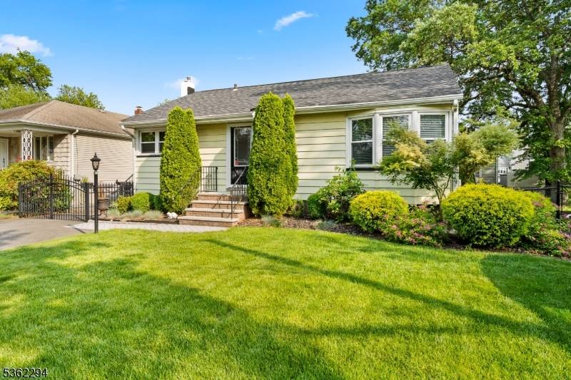 Kenilworth Boro, NJ 07033,653 Summit Ave