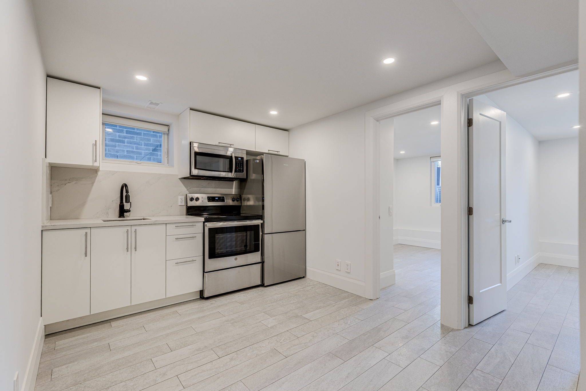 Toronto W03, ON M6E 4M4,613 Harvie AVE #2