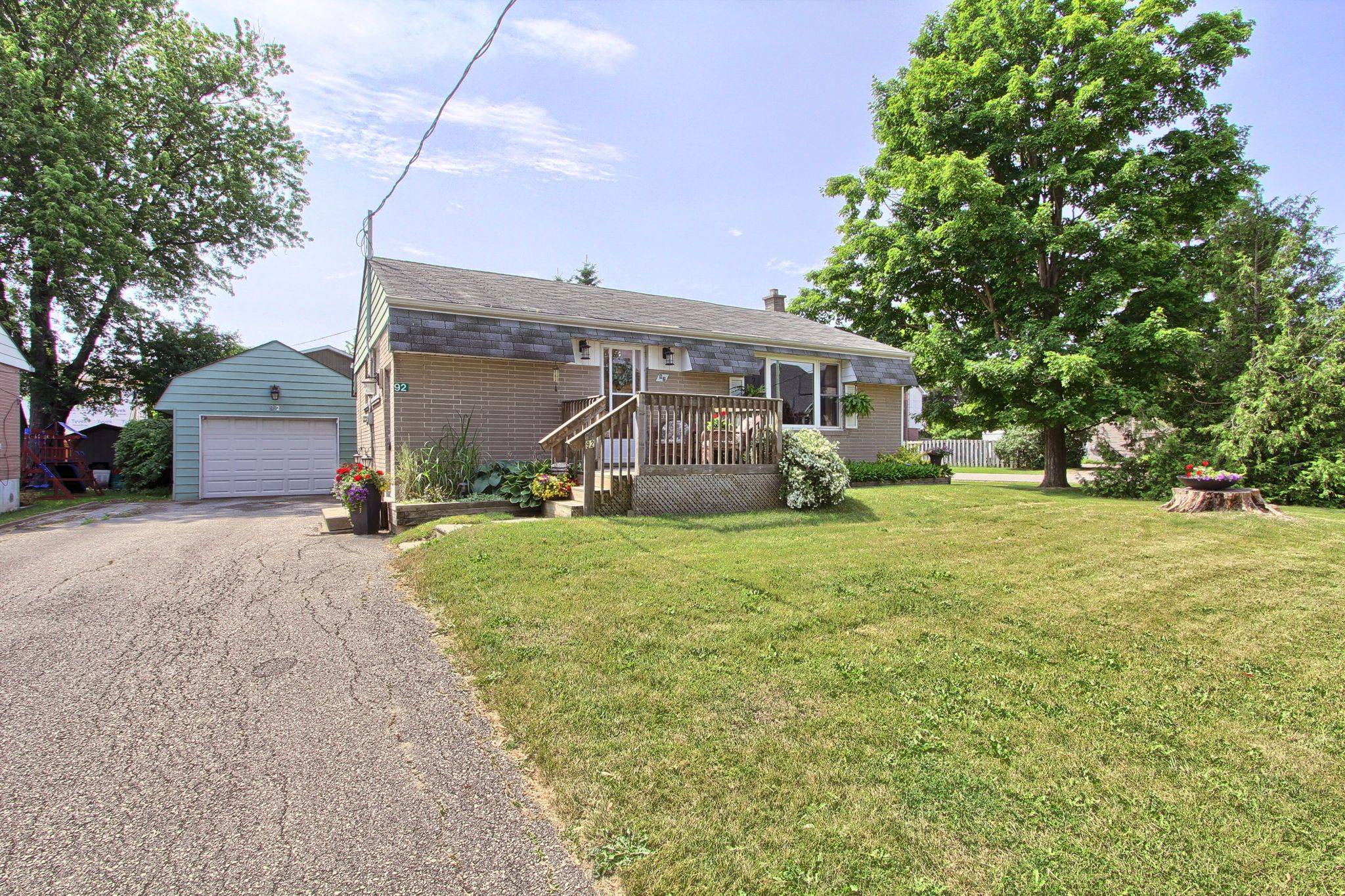 Caledon, ON L7E 4W7,92 Ellwood DR