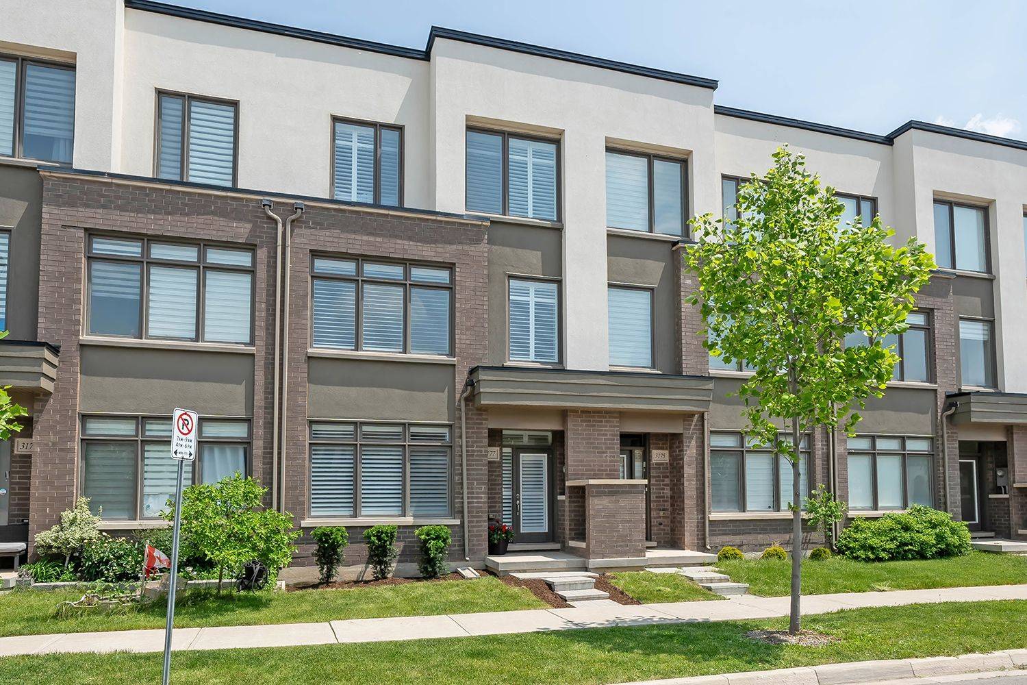 Oakville, ON L6H 0P1,3177 Ernest Appelbe BLVD