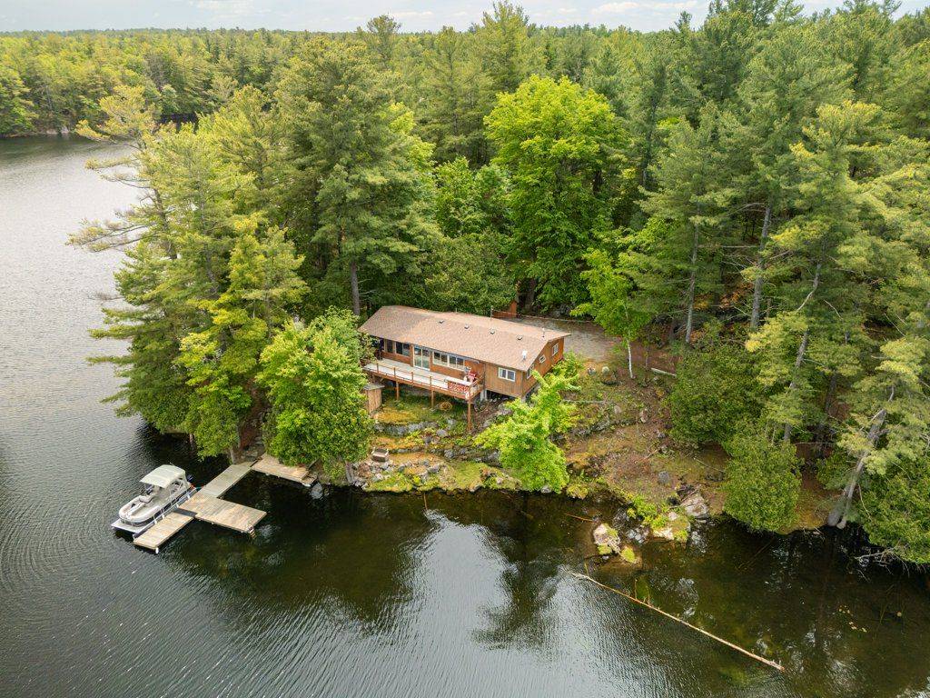 Rideau Lakes, ON K0G 1E0,22 Stansly RD