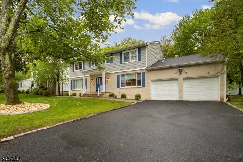 West Orange Twp., NJ 07052,4 Forest Dr