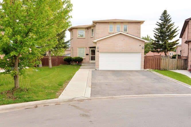 Brampton, ON L6X 4B3,14 Smye CT