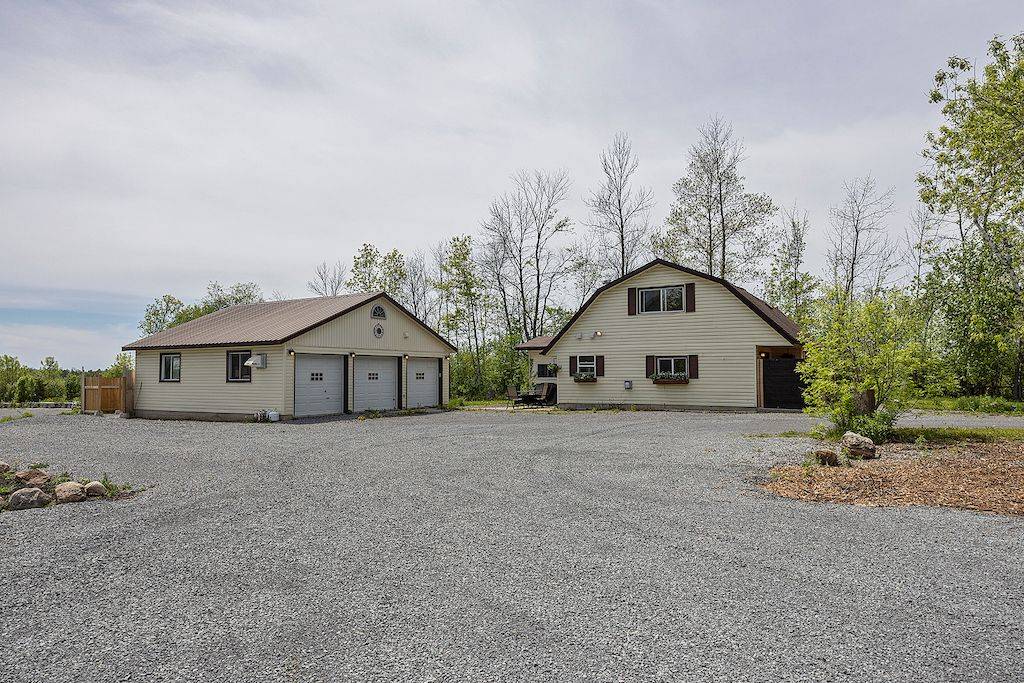 Loyalist, ON K7P 0K6,4630 COUNTY ROAD 2 N/A