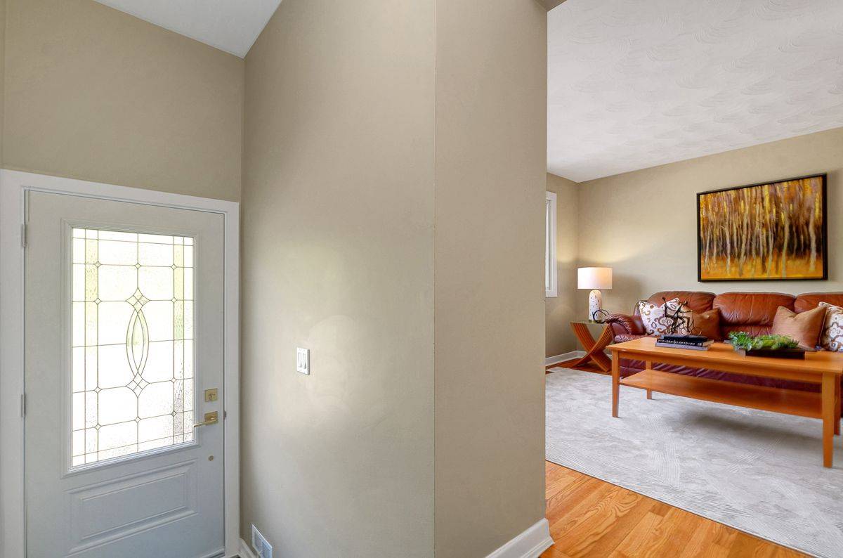 Britannia - Lincoln Heights And Area, ON K2B 6W7,2716 Howe ST