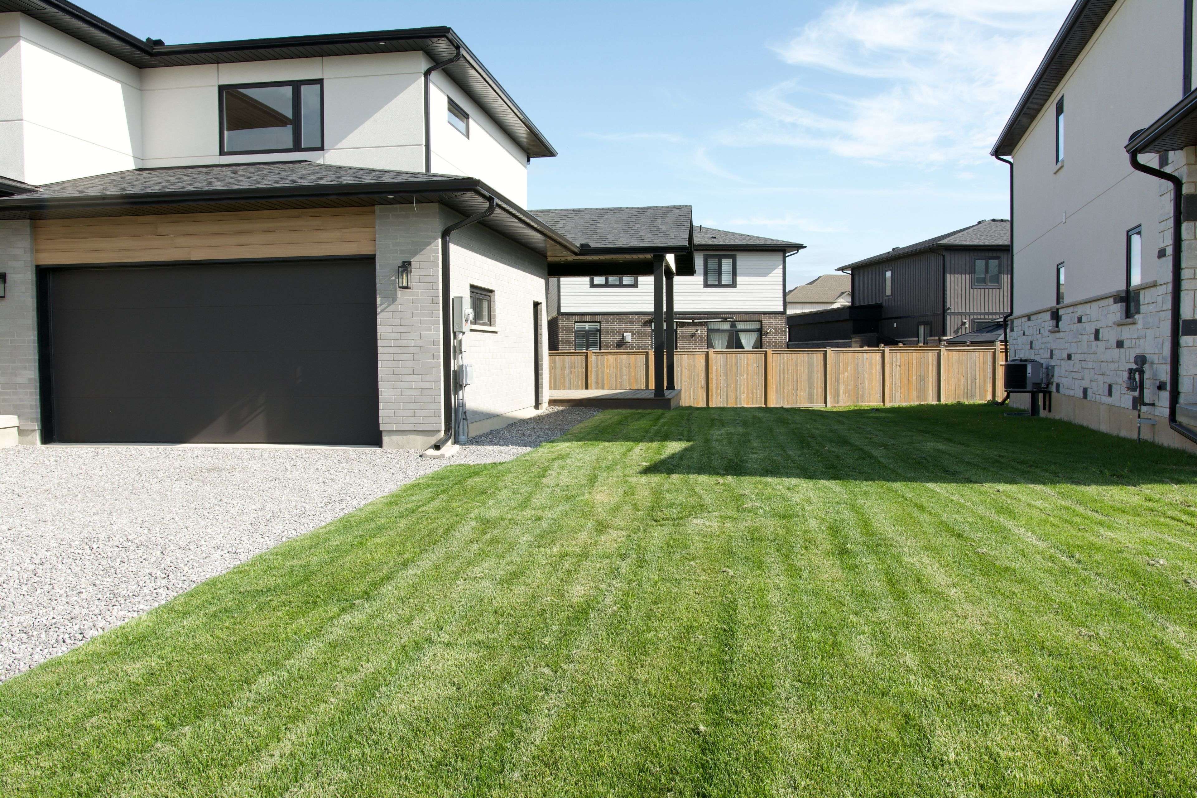 Thorold, ON L2V 0M7,1 Elvira WAY