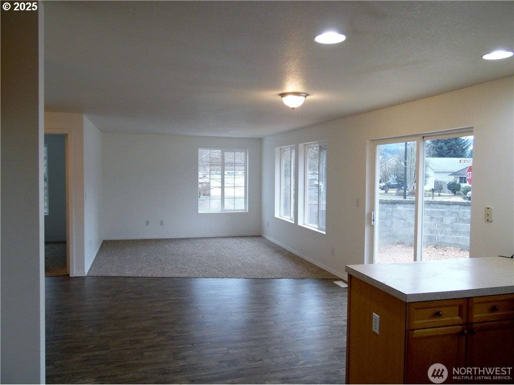 Woodland, WA 98674,1998 MEADOWOOD LOOP