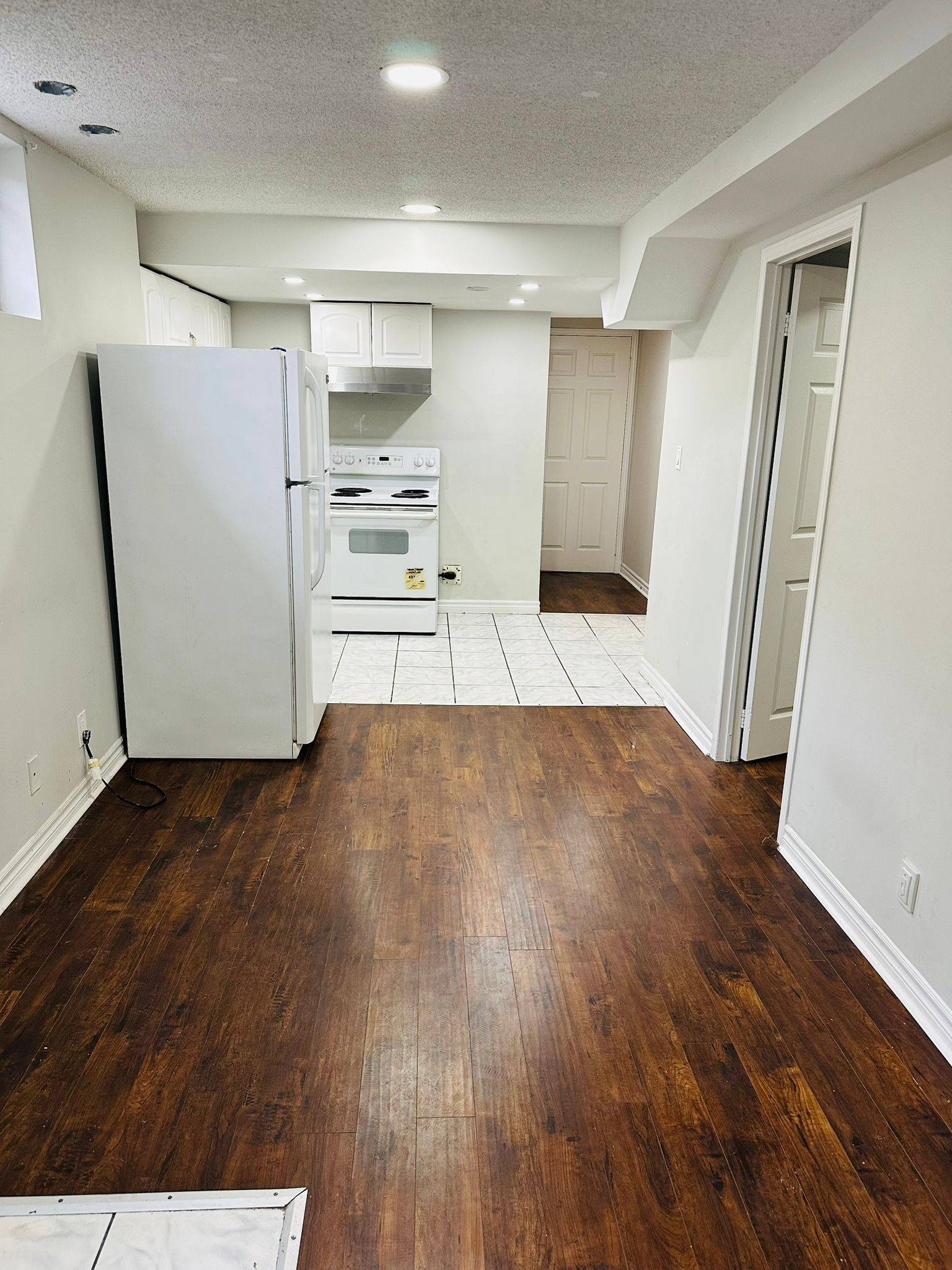 Toronto E04, ON M1P 5C2,23 Florina BLVD #BASEMENT