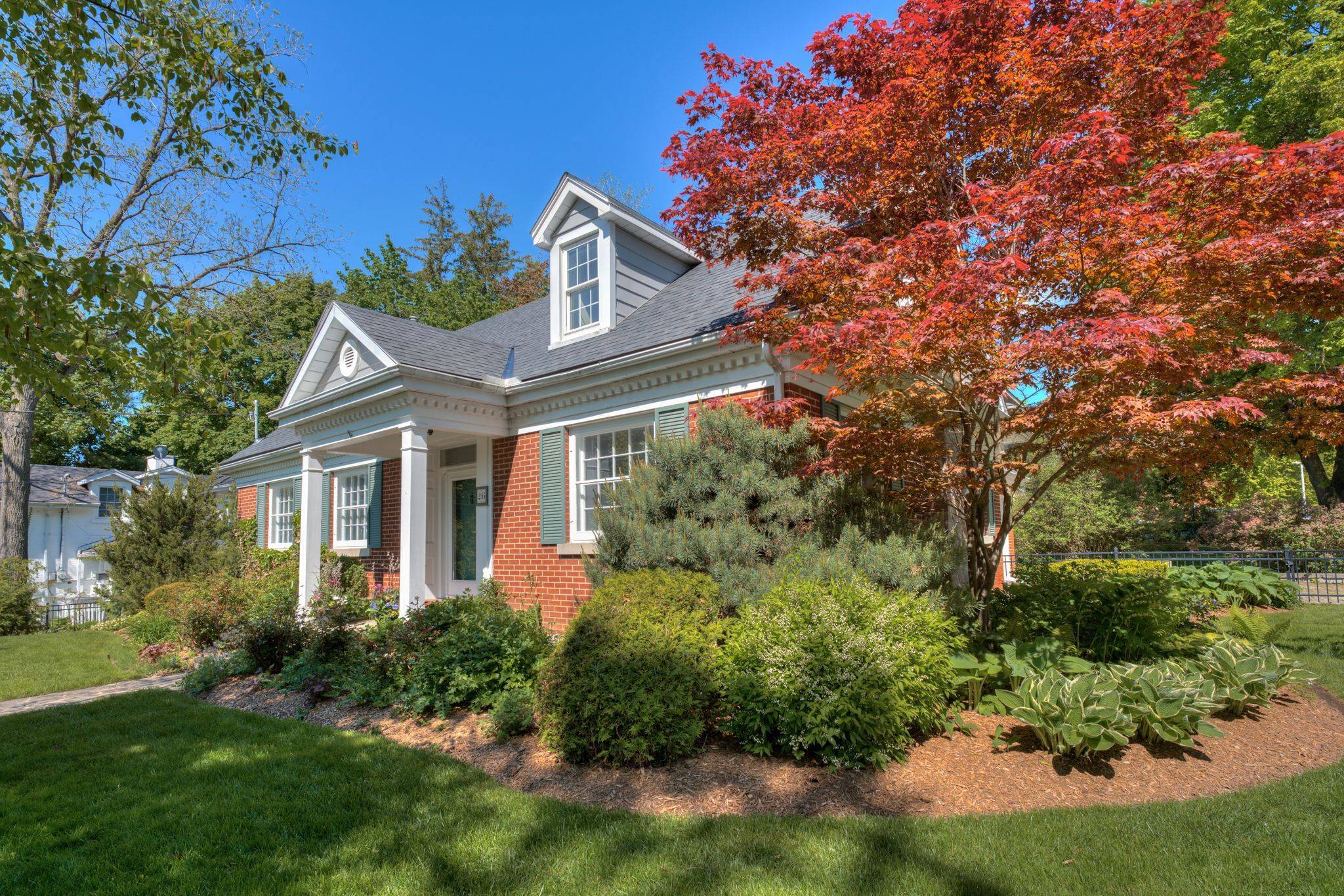 Guelph, ON N1E 2G9,26 Lemon ST