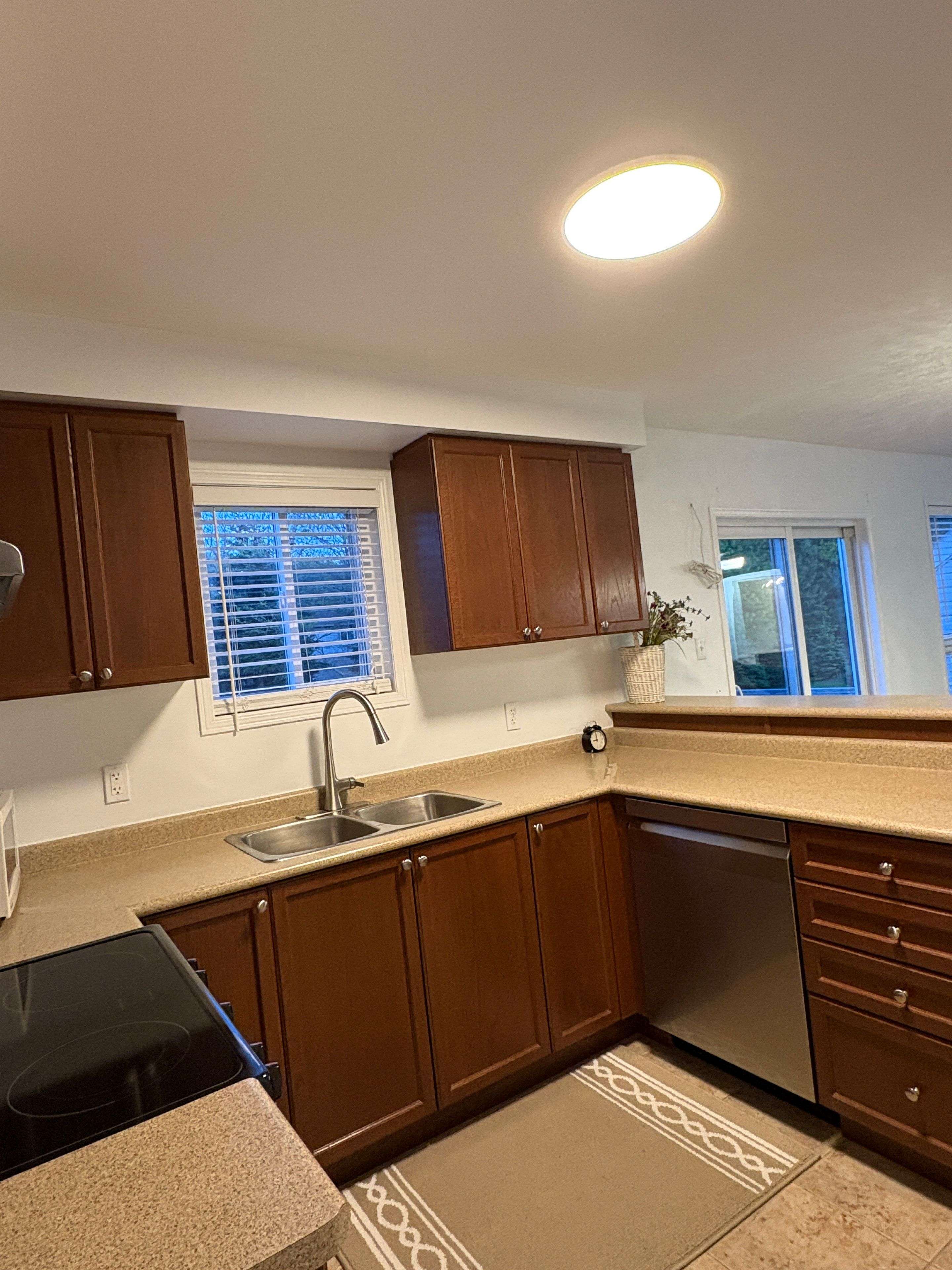 Wasaga Beach, ON L9Z 1M8,55 Regina BLVD