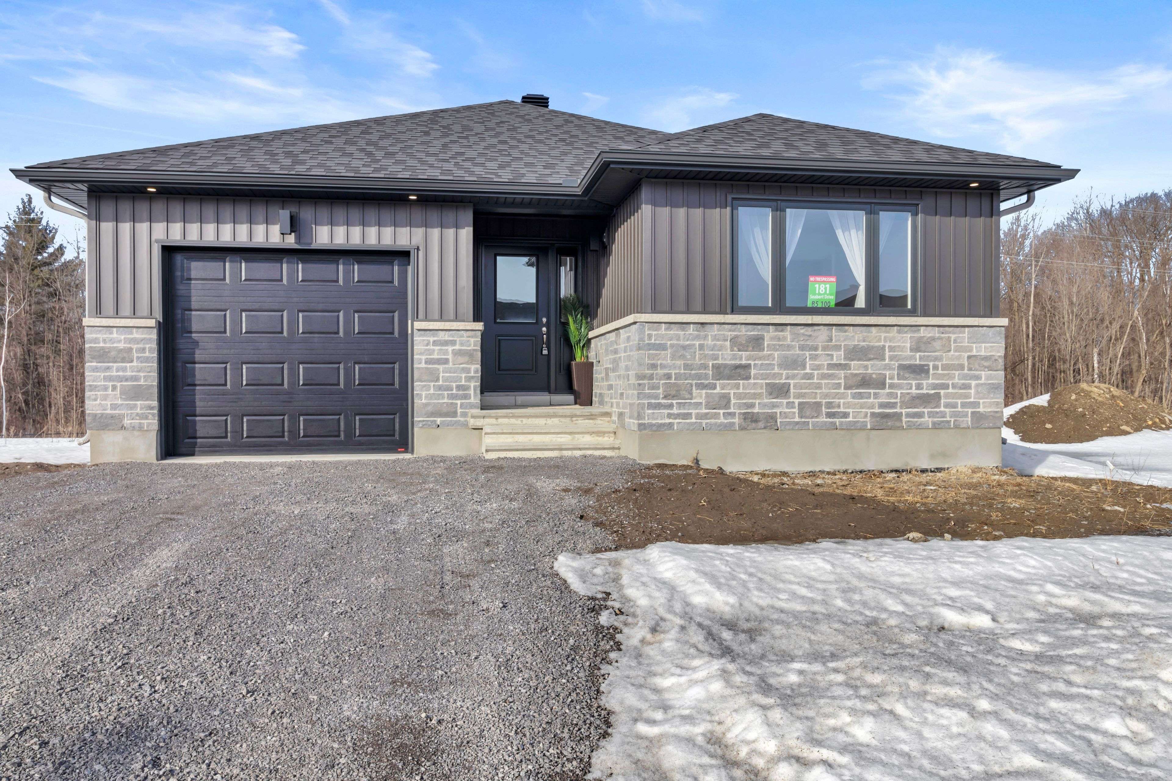 Arnprior, ON K7S 0H9,181 Seabert DR