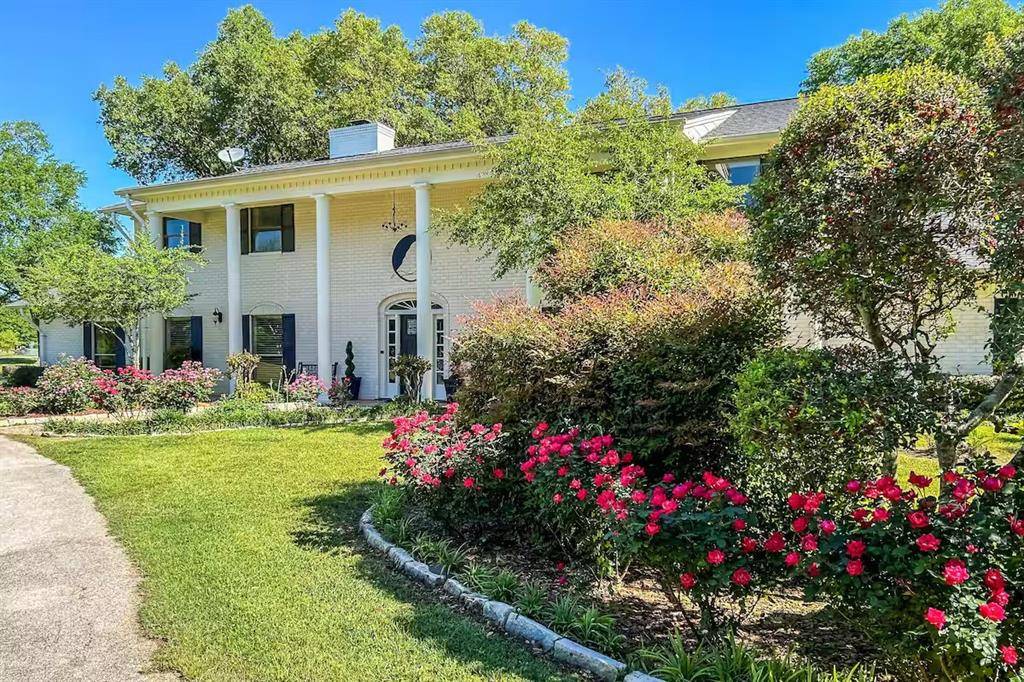 Madisonville, TX 77864,601 E Collard Street