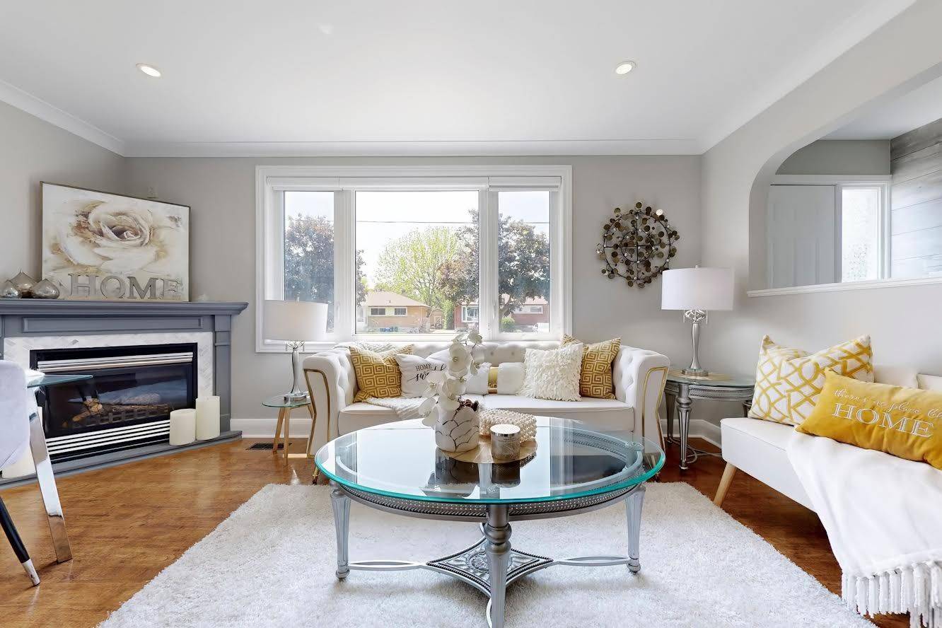 Oshawa, ON L1J 2W5,428 Fairleigh AVE