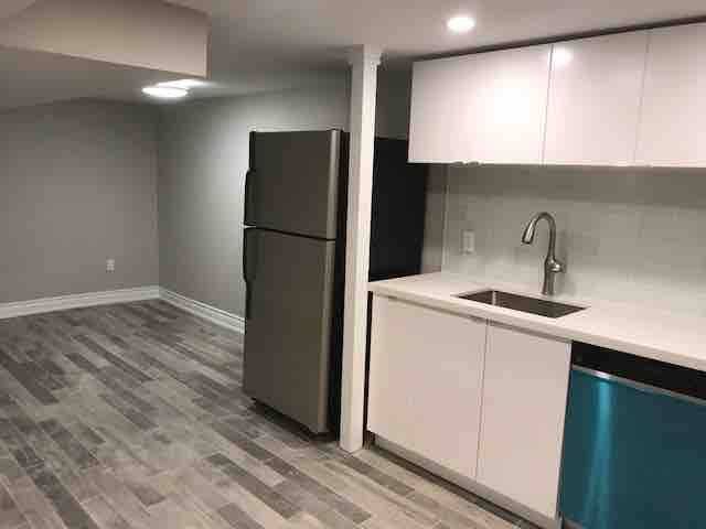 Toronto W02, ON M6H 2X4,843 Dovercourt RD E #Basement
