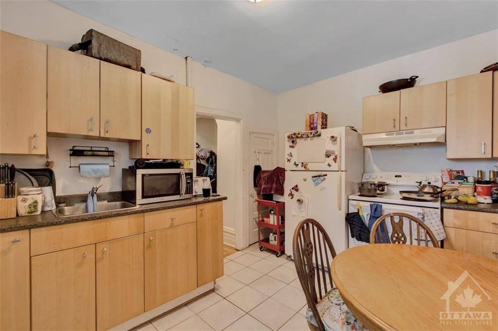 Lower Town - Sandy Hill, ON K1N 5V6,45-47 HENEY ST