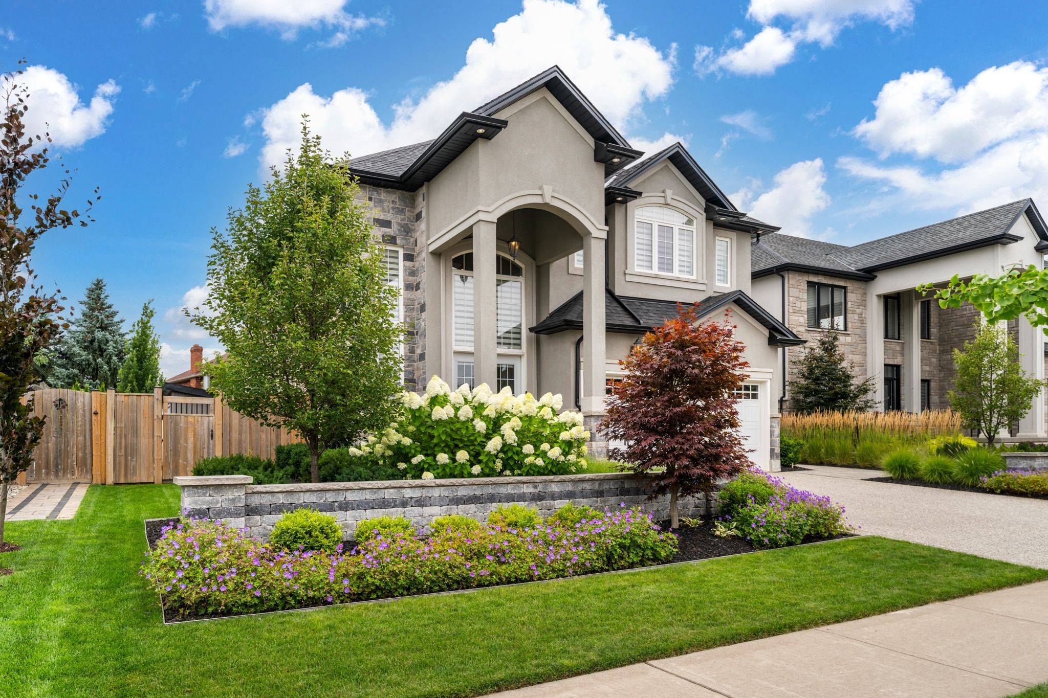 Niagara-on-the-lake, ON L0S 1J1,9 Angels DR