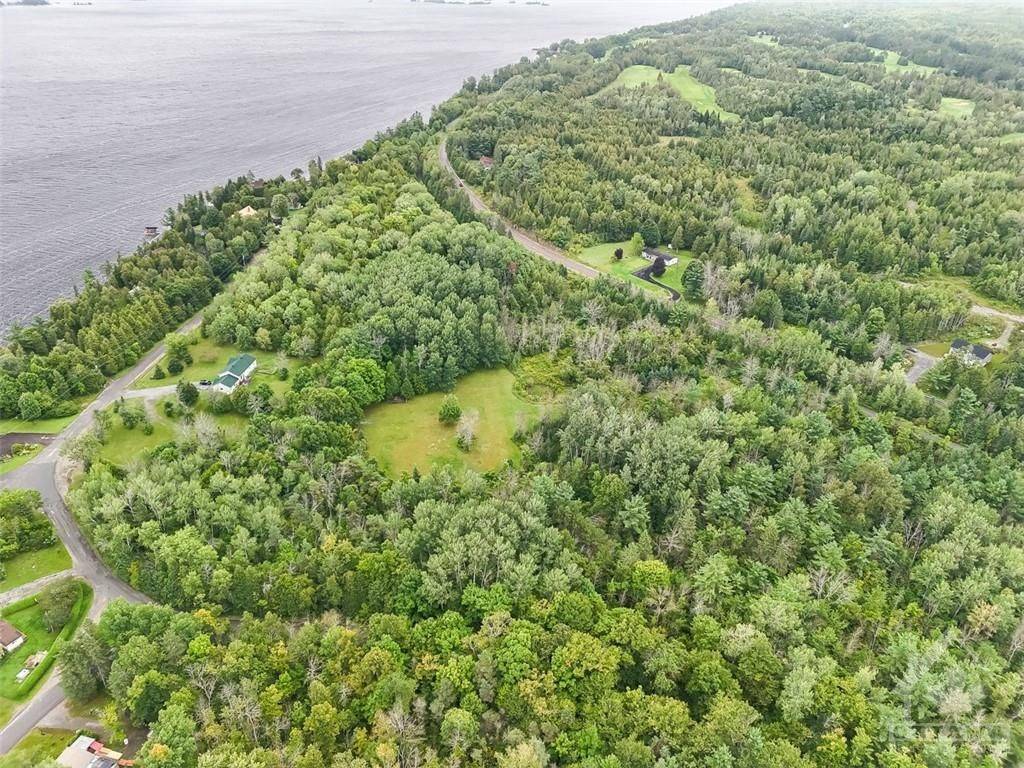 Mcnab/braeside, ON K0A 1G0,00 MCNEILL RD #5