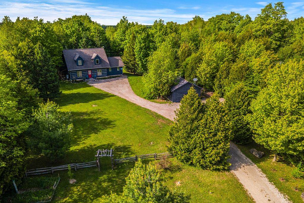 Grey Highlands, ON N0C 1E0,447151 10TH Concession RD