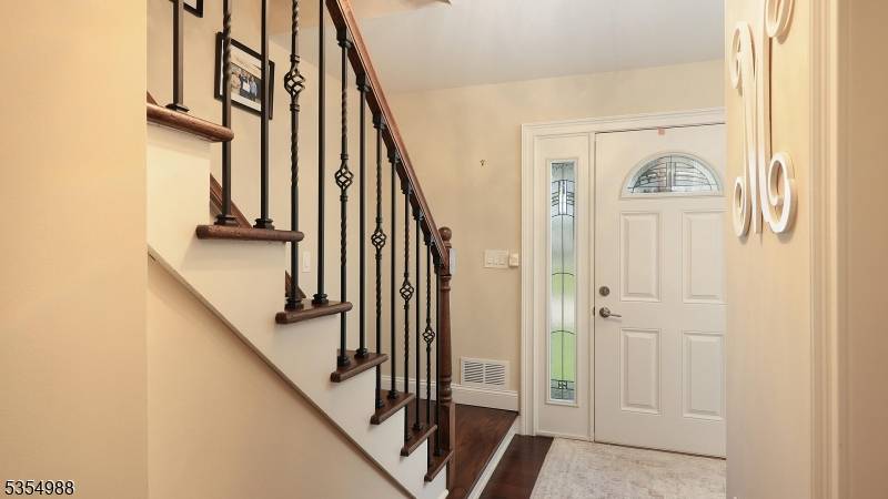 Cranford Twp., NJ 07016,3 Grant St