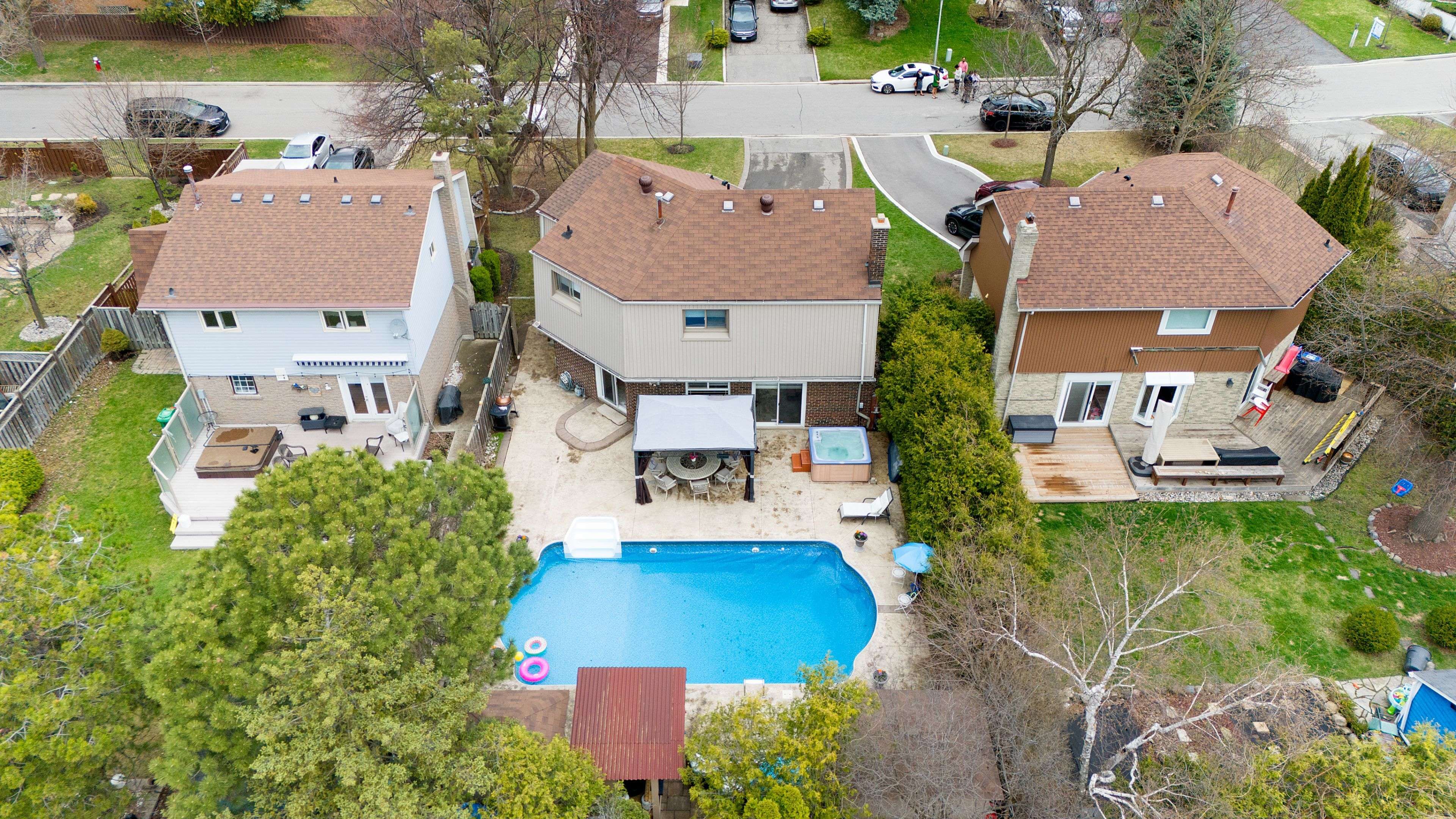 Brampton, ON L6S 2X6,42 Montcalm PL