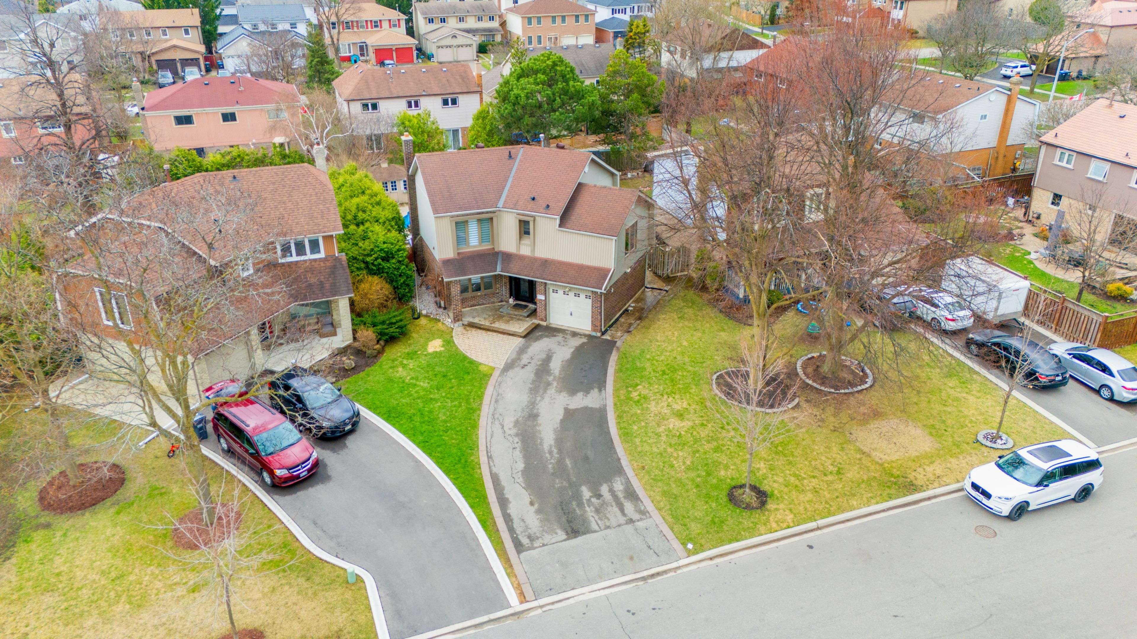 Brampton, ON L6S 2X6,42 Montcalm PL