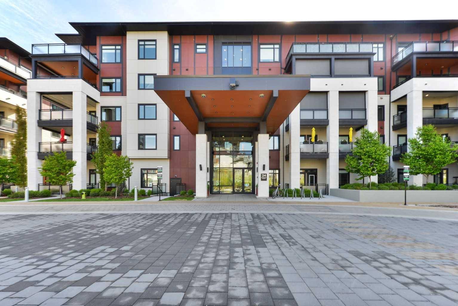 Calgary, AB T3M3H6,24 Mahogany PATH SE #112