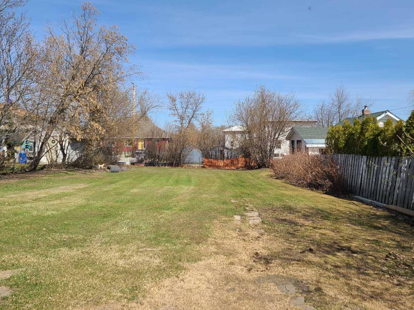 Sexsmith, AB T0H 3C0,10022 98 ST