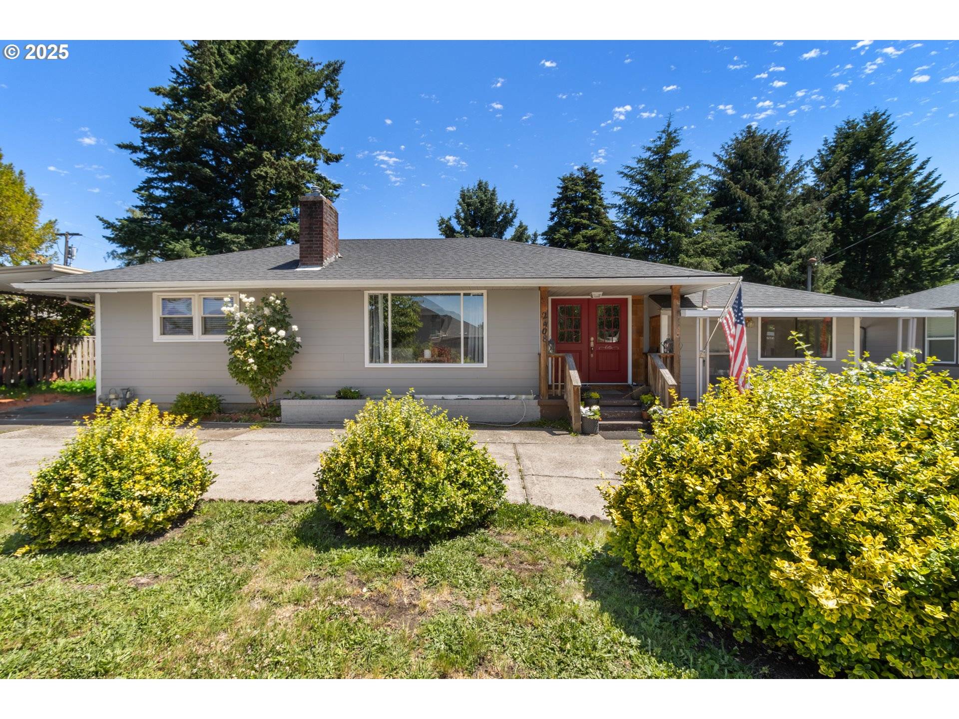 Newberg, OR 97132,2408 N COLLEGE ST