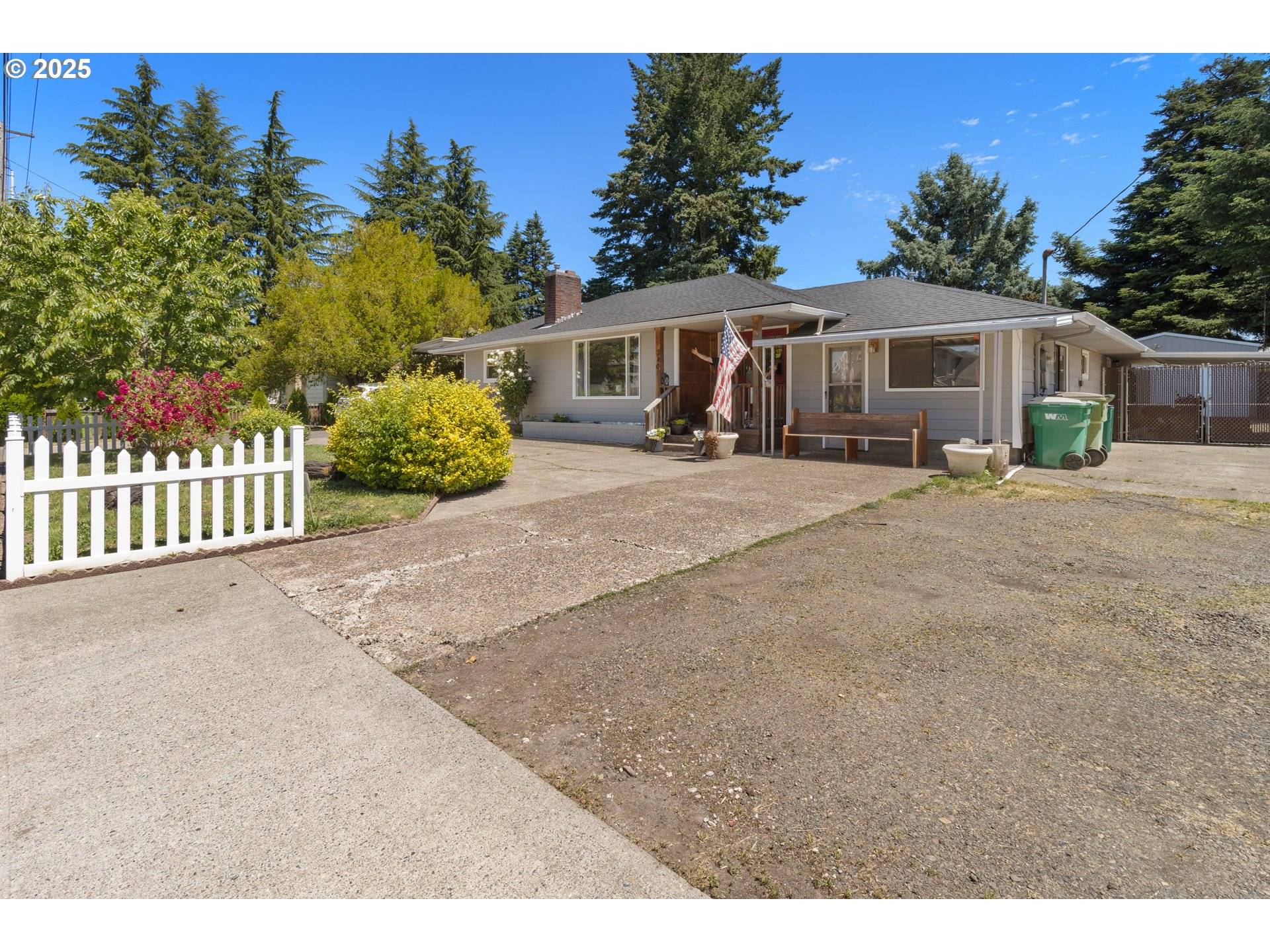 Newberg, OR 97132,2408 N COLLEGE ST