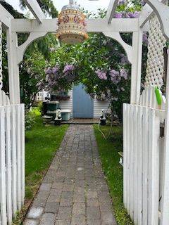 Stittsville - Munster - Richmond, ON K0A 1B0,3 Mireille Private E