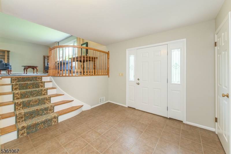 West Caldwell Twp., NJ 07006,28 Jameson Pl