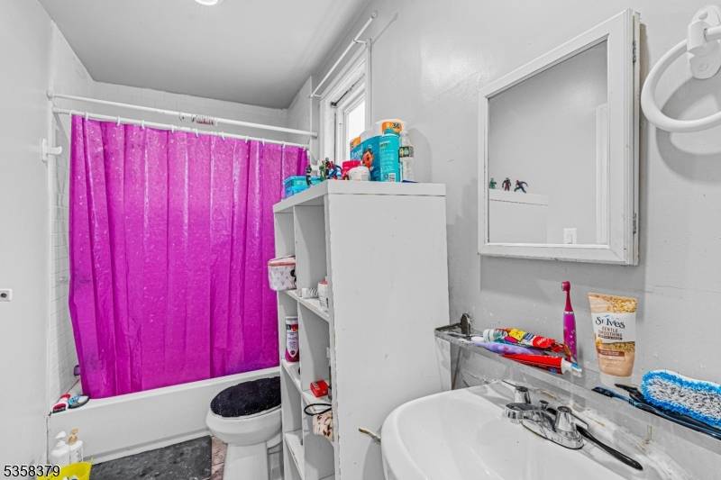 Elizabeth City, NJ 07202,316-318 John St