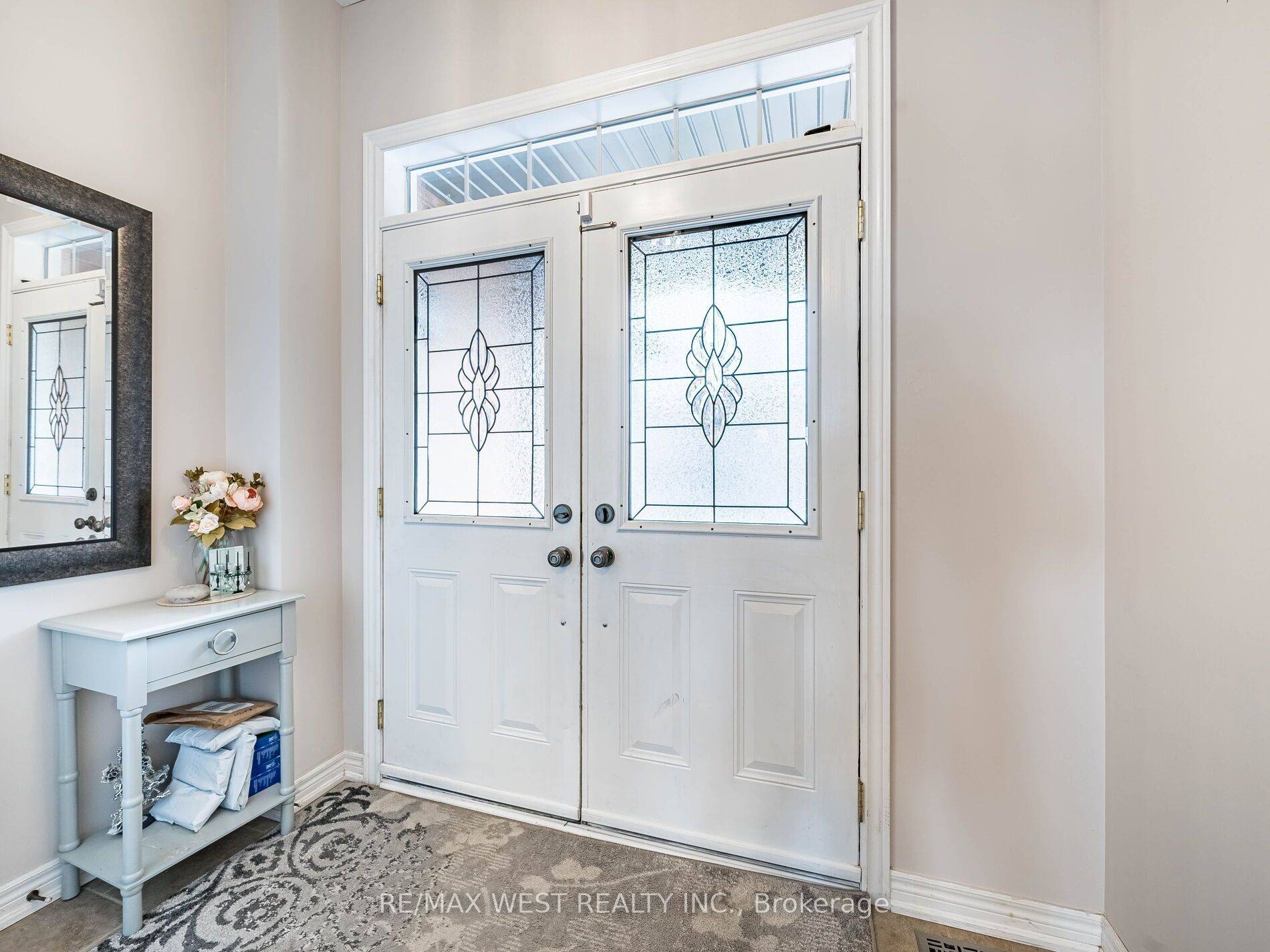 Bradford West Gwillimbury, ON L3Z 2A5,46 Gosnel CIR