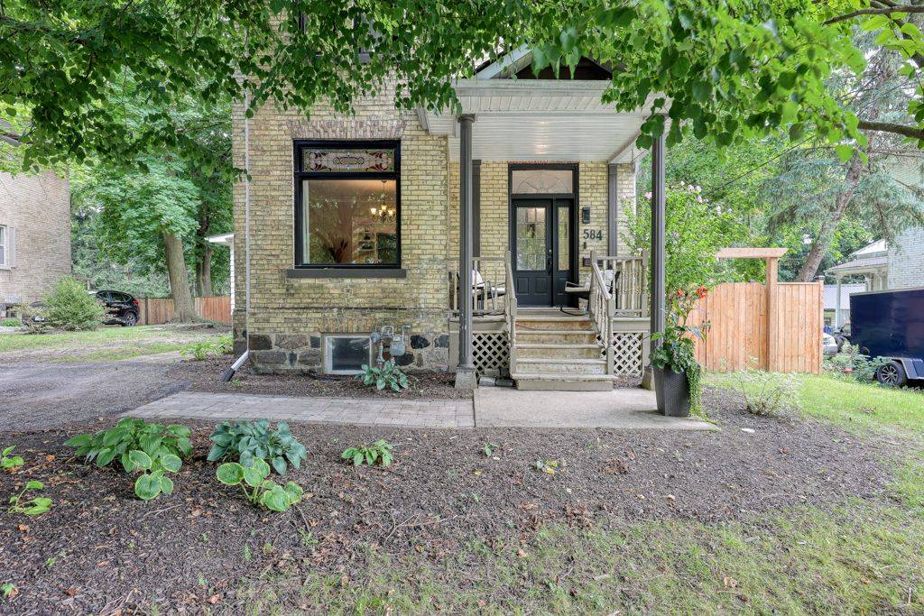 Woodstock, ON N4S 4Z3,584 Grant ST