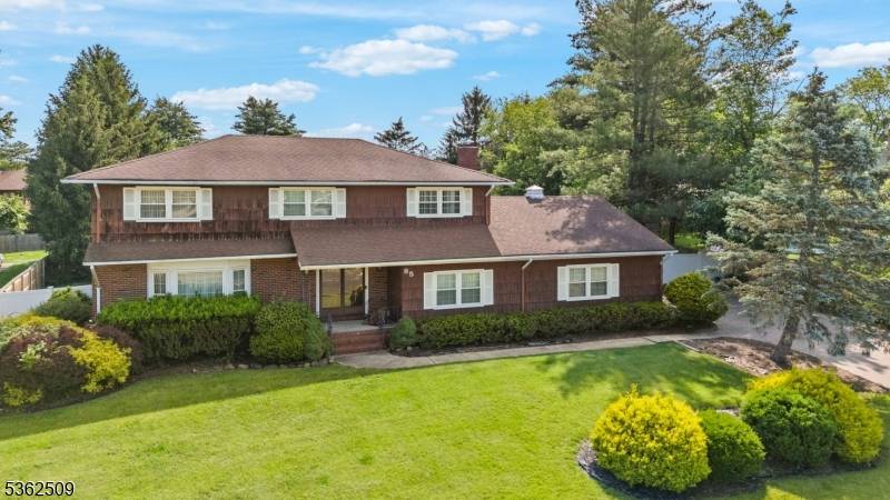 North Brunswick Twp., NJ 08902,85 Hidden Lake Dr