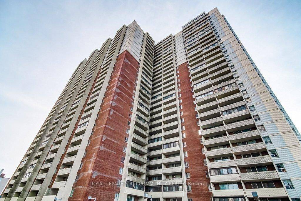 Toronto E03, ON M4C 5L4,1 Massey SQ #2205