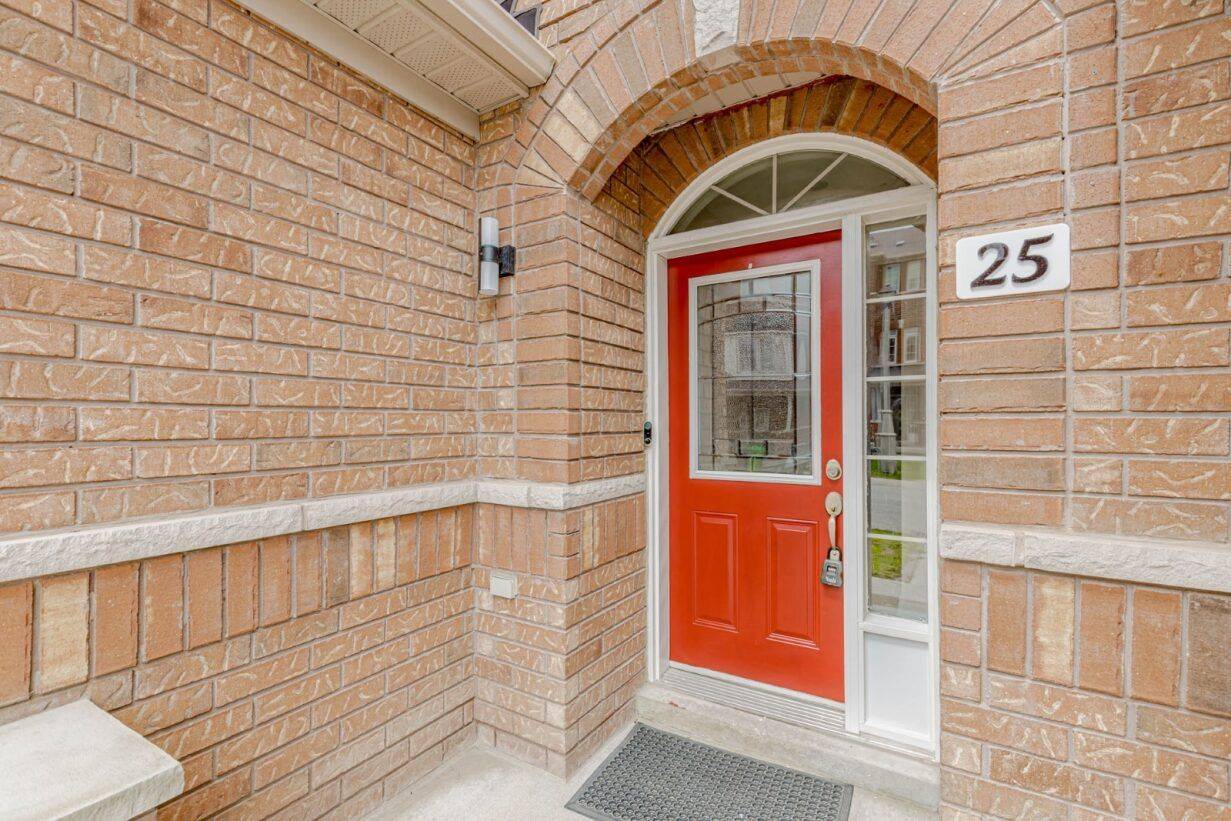 Brampton, ON L6P 2Z4,25 Unionville CRES