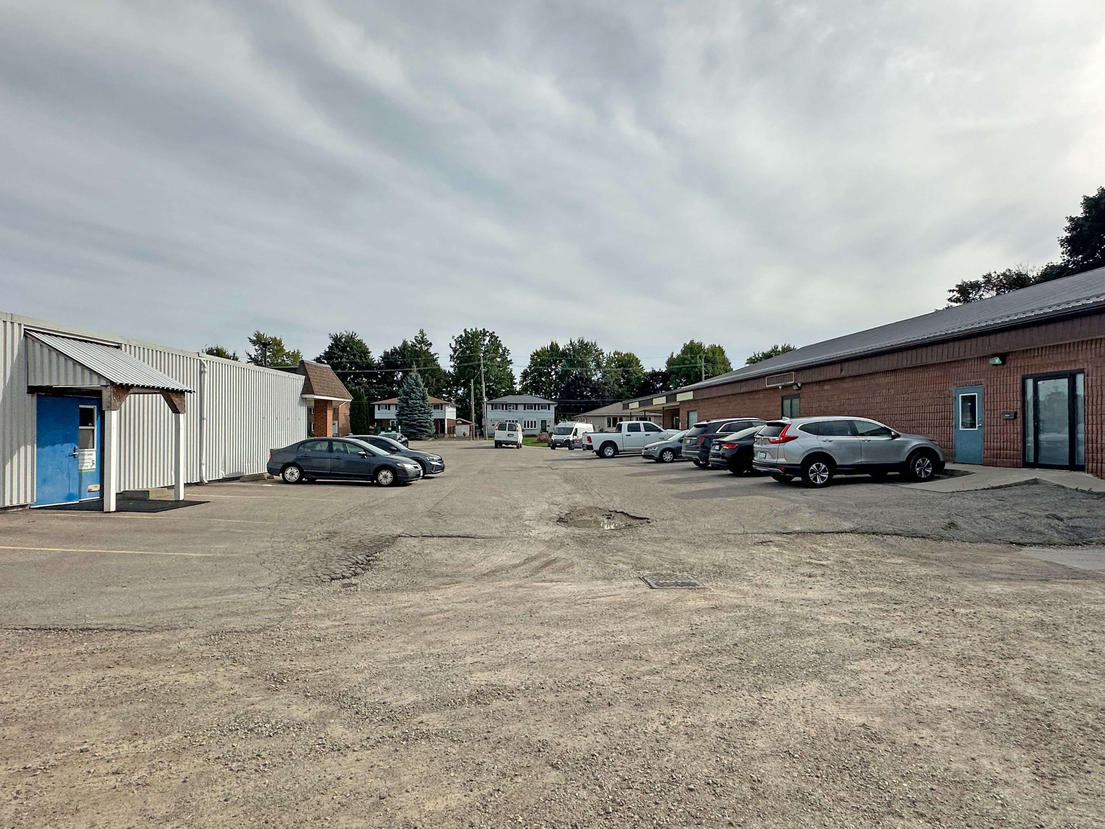 Woolwich, ON N3B 1V5,128 Oriole Pkwy