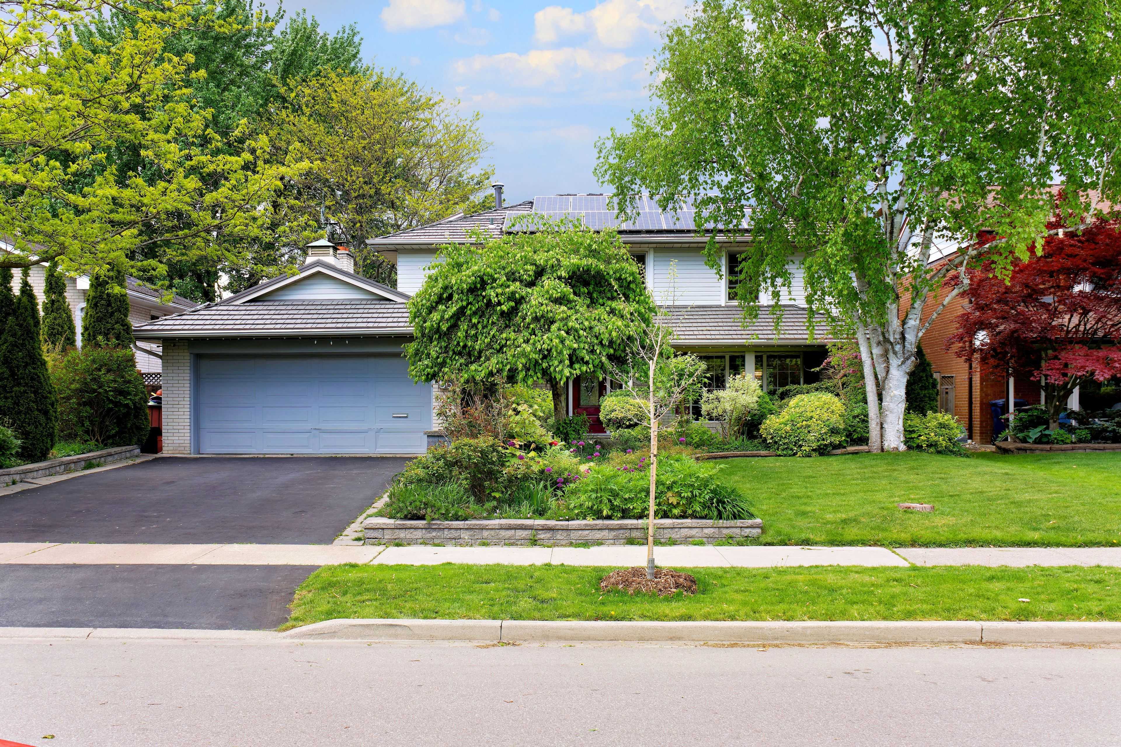 Toronto W08, ON M9C 2X8,56 Silverthorne Bush DR