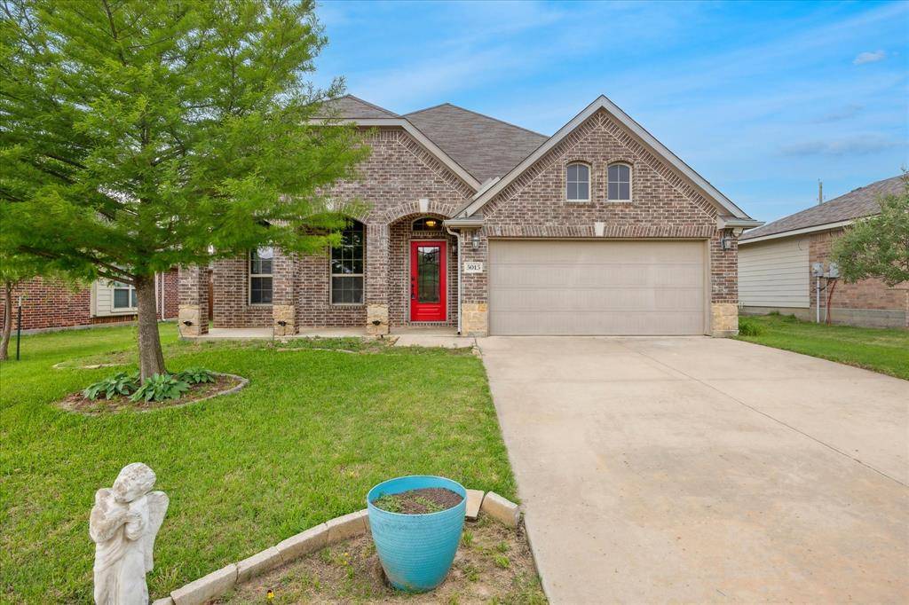 Krum, TX 76249,5013 SPRUCE