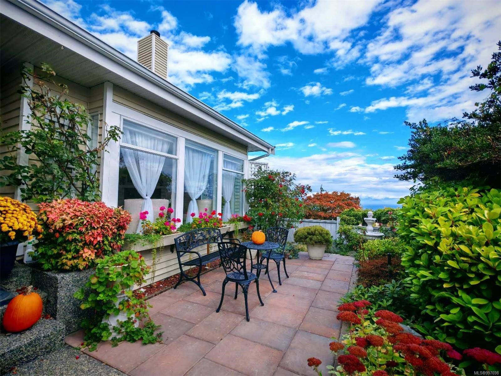 Nanaimo, BC V9T 5L3,3653 Glen Oaks Dr