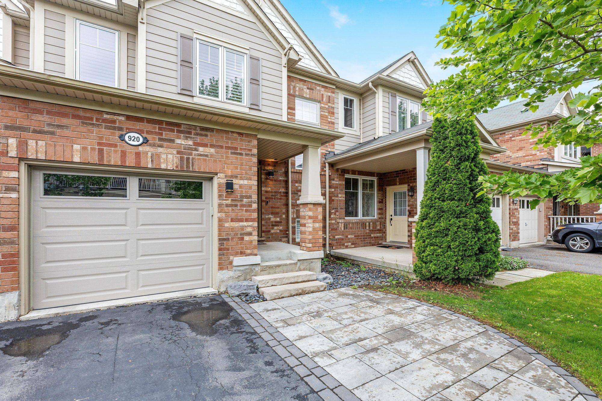 Milton, ON L9T 0K7,920 Burrows Gate