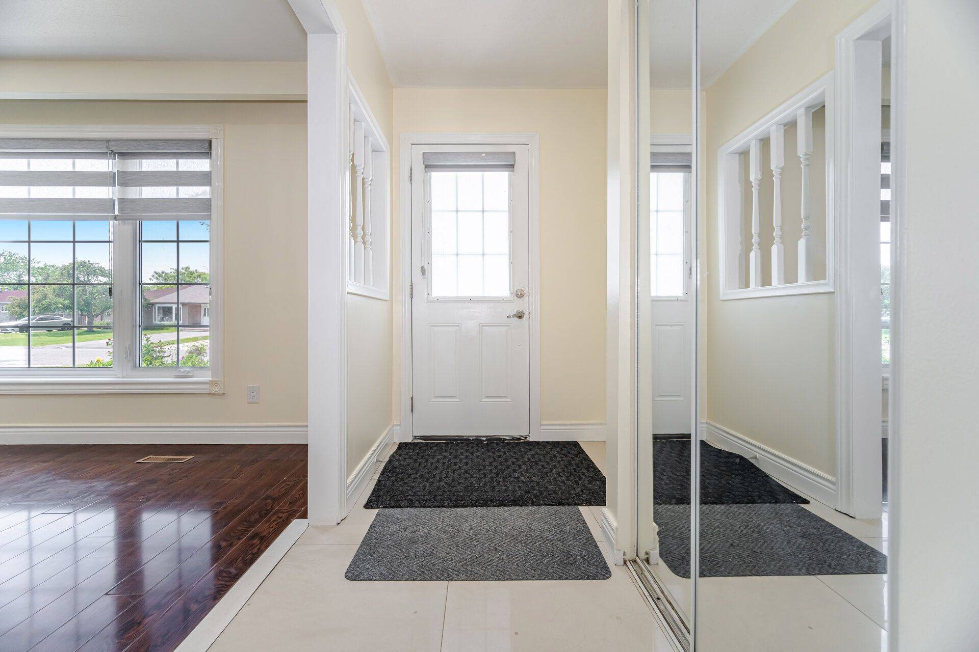 Brampton, ON L6T 3J6,96 Fallingdale CRES