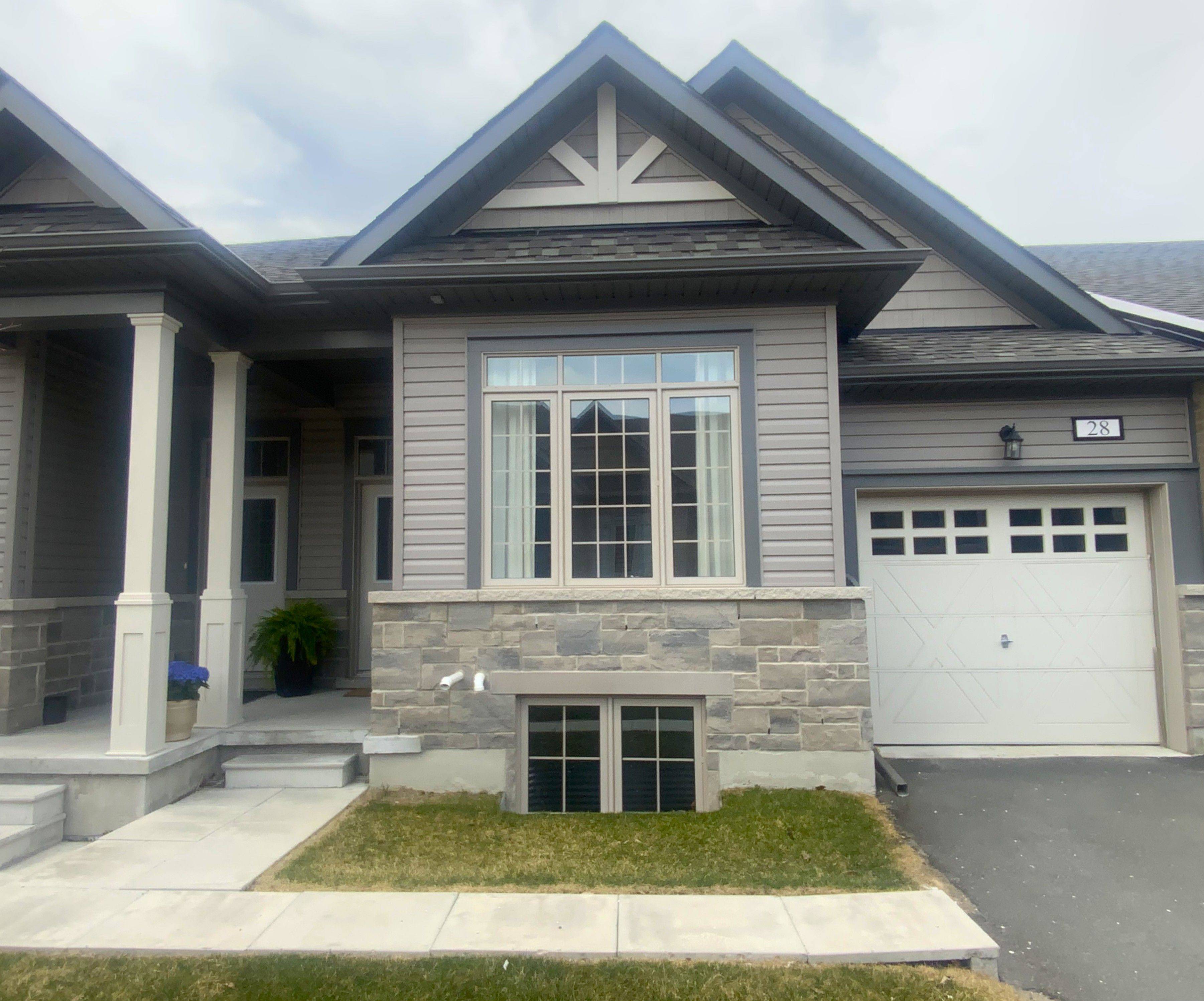 Kawartha Lakes, ON K0M 1A0,17 LAKEWOOD CRES #28