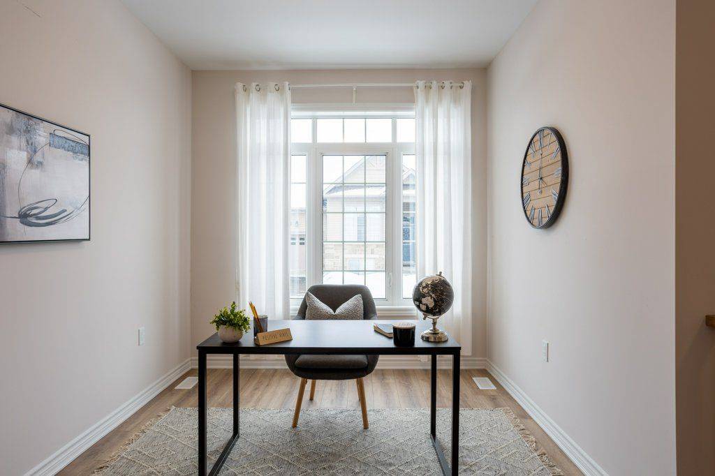 Kawartha Lakes, ON K0M 1A0,17 LAKEWOOD CRES #28