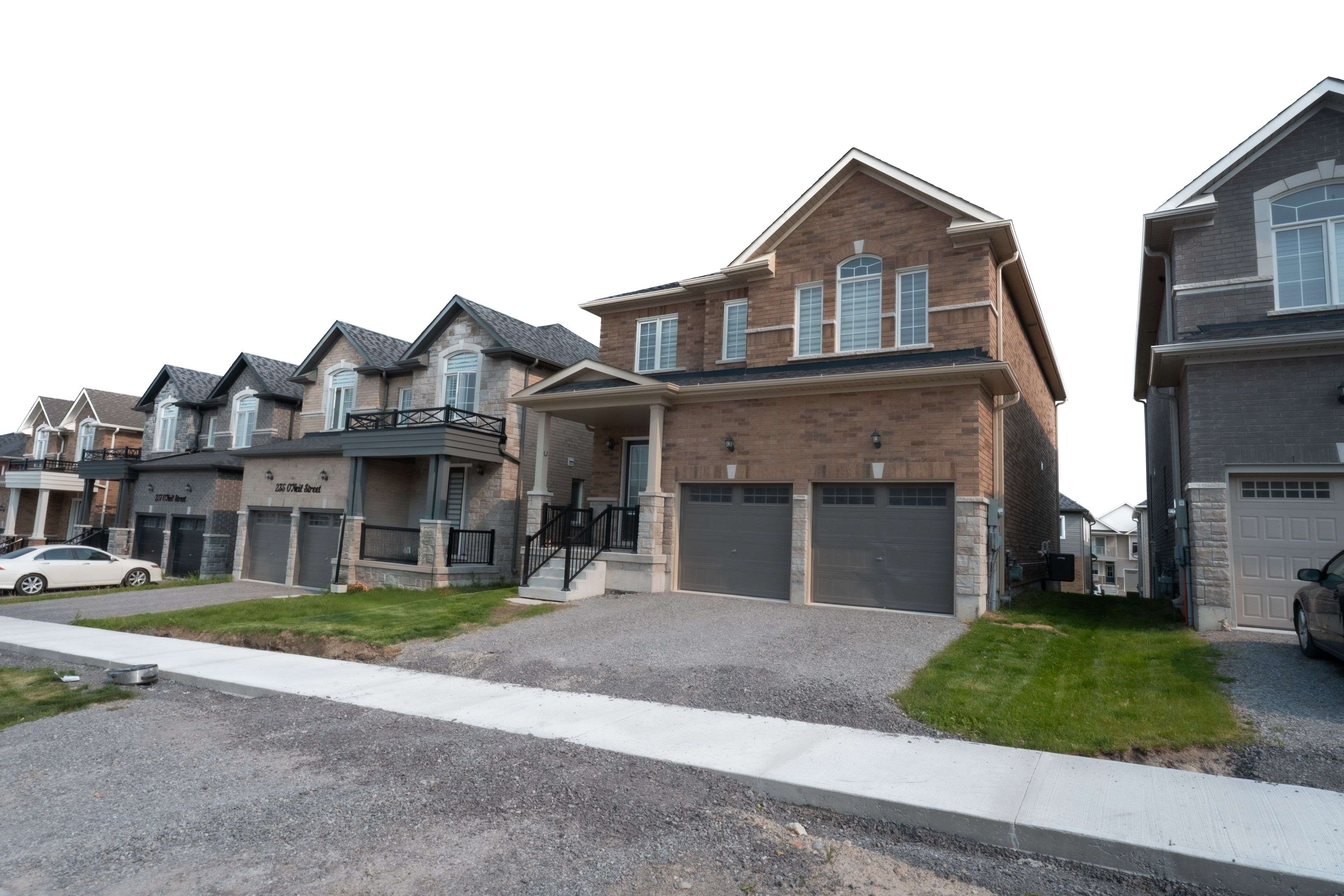 Peterborough North, ON K9K 0H8,233 O'Neil ST